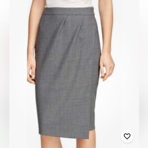 Brooks Brothers Charcoal Pencil Skirt light weight wool sz 8